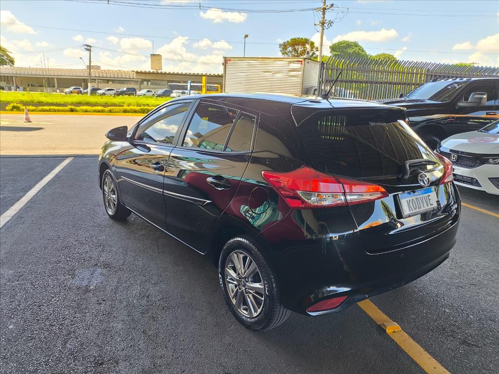 YARIS 1.5 16V FLEX XL PLUS CONNECT MULTIDRIVE6