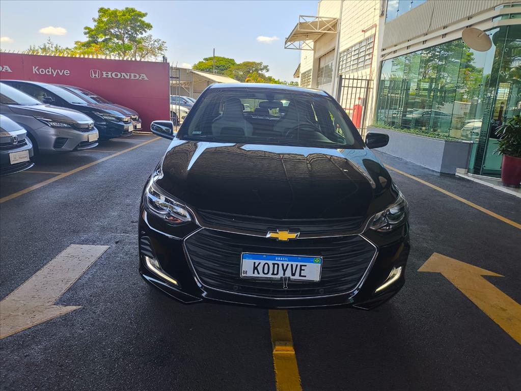 ONIX 1.0 TURBO FLEX AUTOMÁTICO4