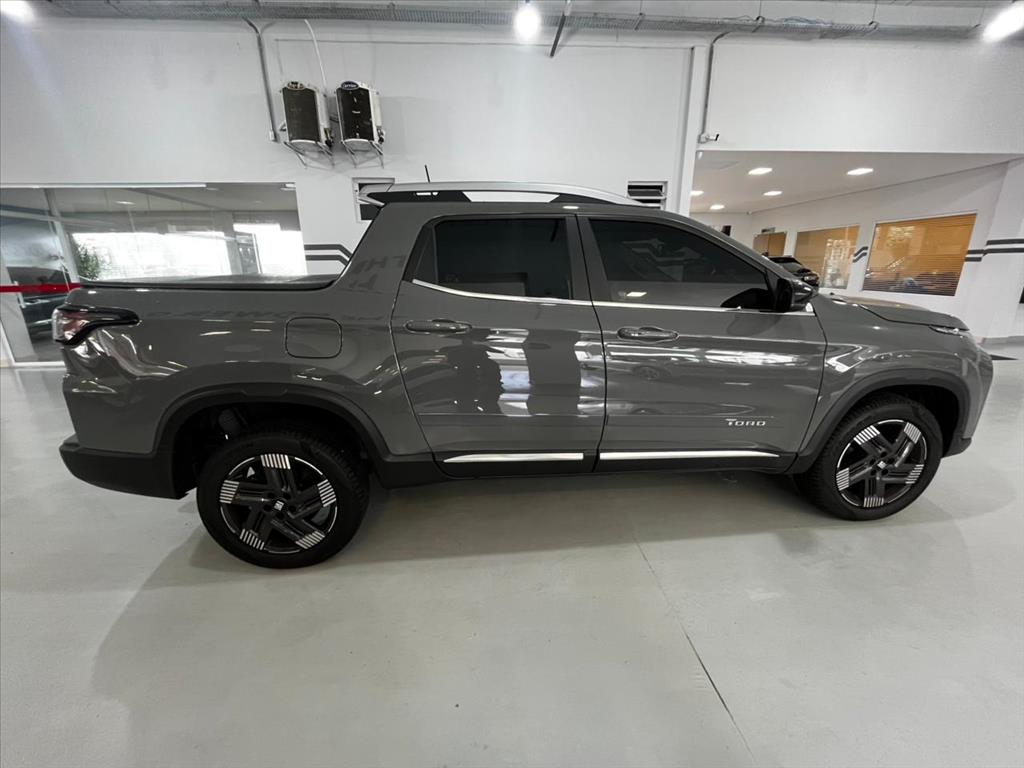 TORO 1.3 TURBO 270 FLEX VOLCANO AT610