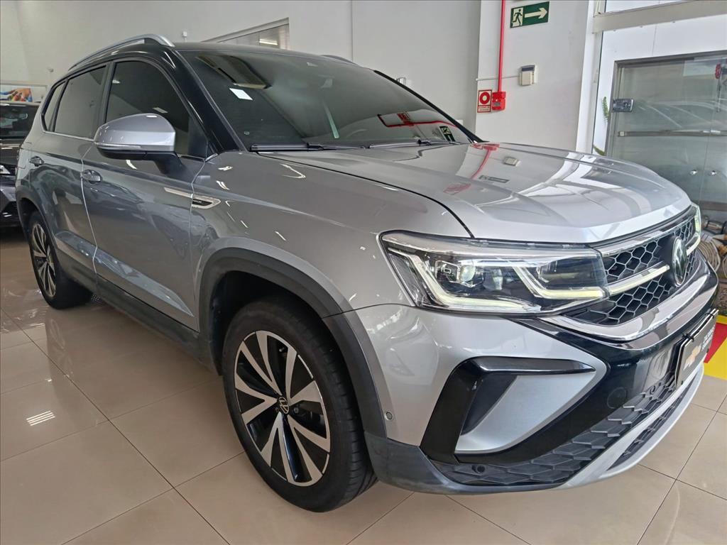 TAOS 1.4 250 TSI TOTAL FLEX HIGHLINE AUTOMÁTICO2