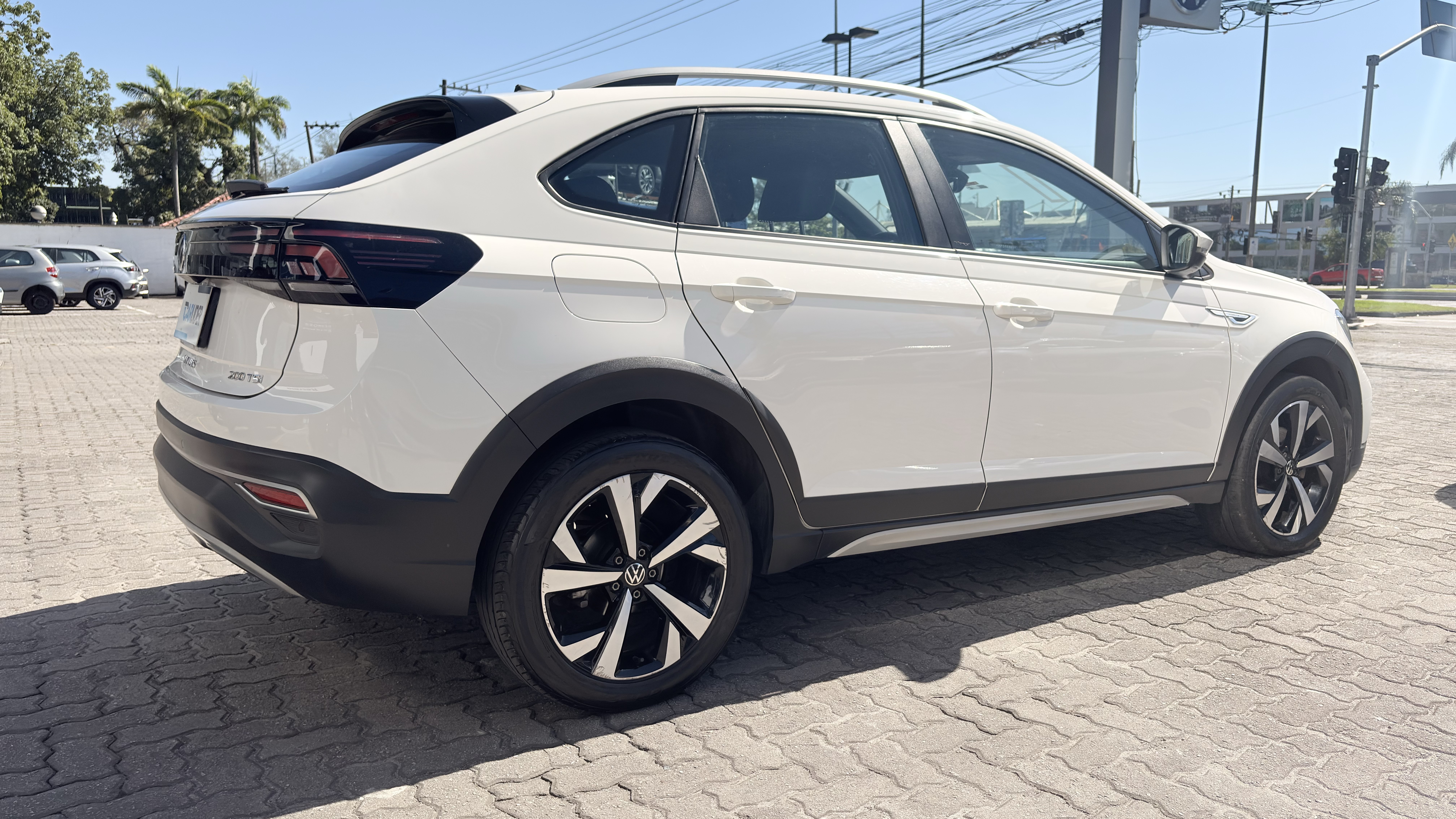 NIVUS 1.0 200 TSI TOTAL FLEX HIGHLINE AUTOMÁTICO4