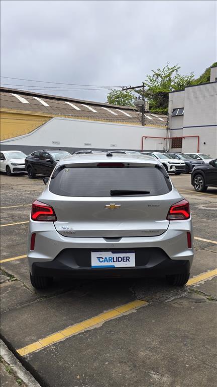 ONIX 1.0 TURBO FLEX AUTOMÁTICO2