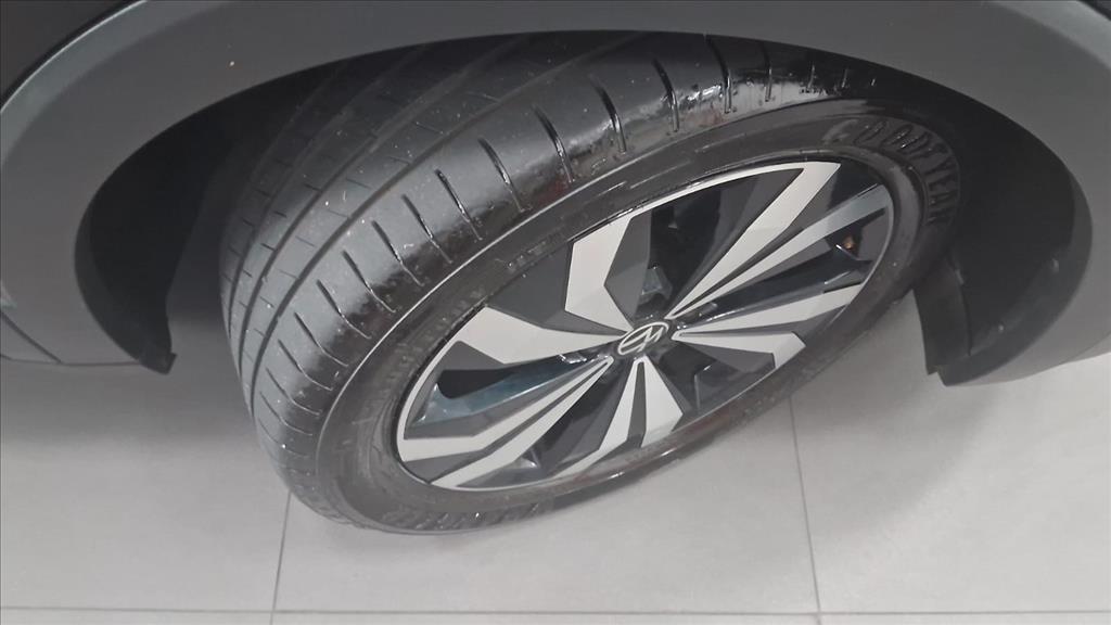 VW - Volkswagen-T-CROSS-1.0 200 TSI TOTAL FLEX COMFORTLINE AUTOMÁTICO