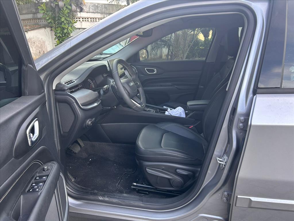 Jeep-COMPASS-1.3 T270 TURBO FLEX LONGITUDE AT6