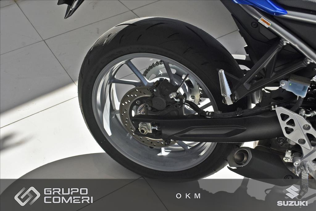 GSX-8R GSX-8R8