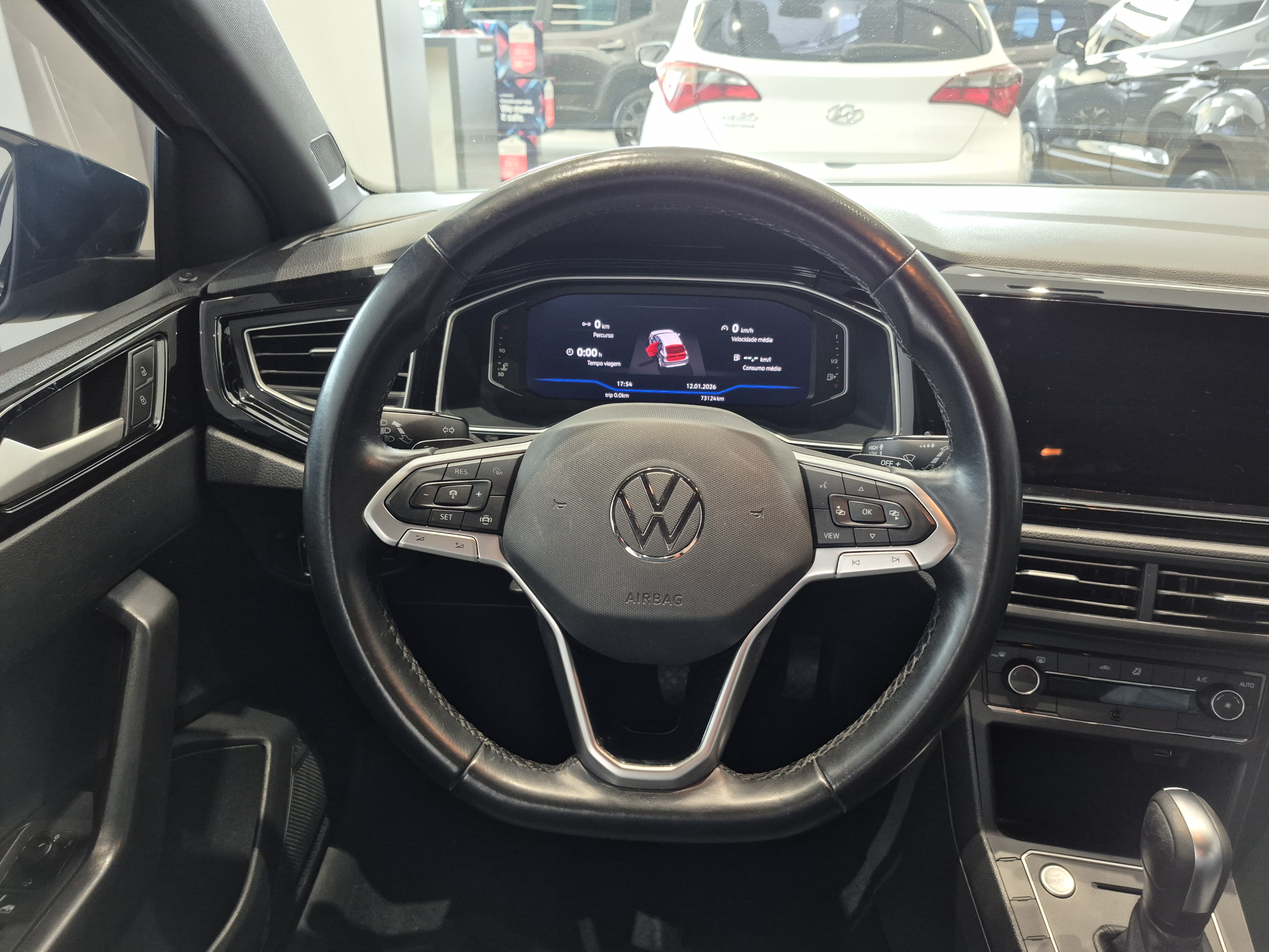 Foto ilustrativa do carro