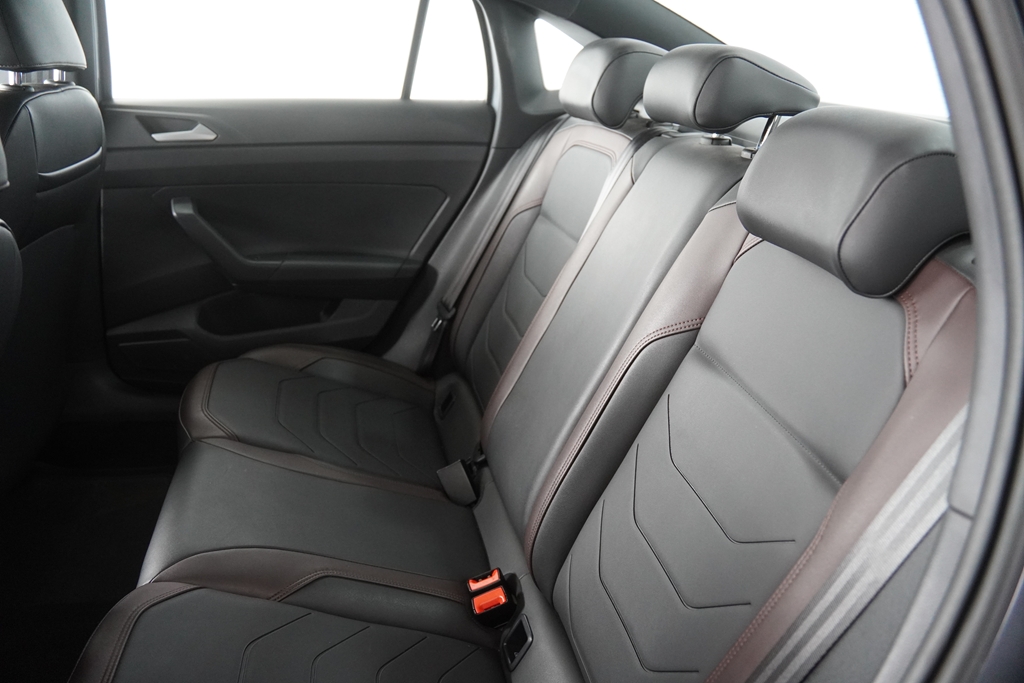 VIRTUS 1.0 200 TSI HIGHLINE AUTOMÁTICO9