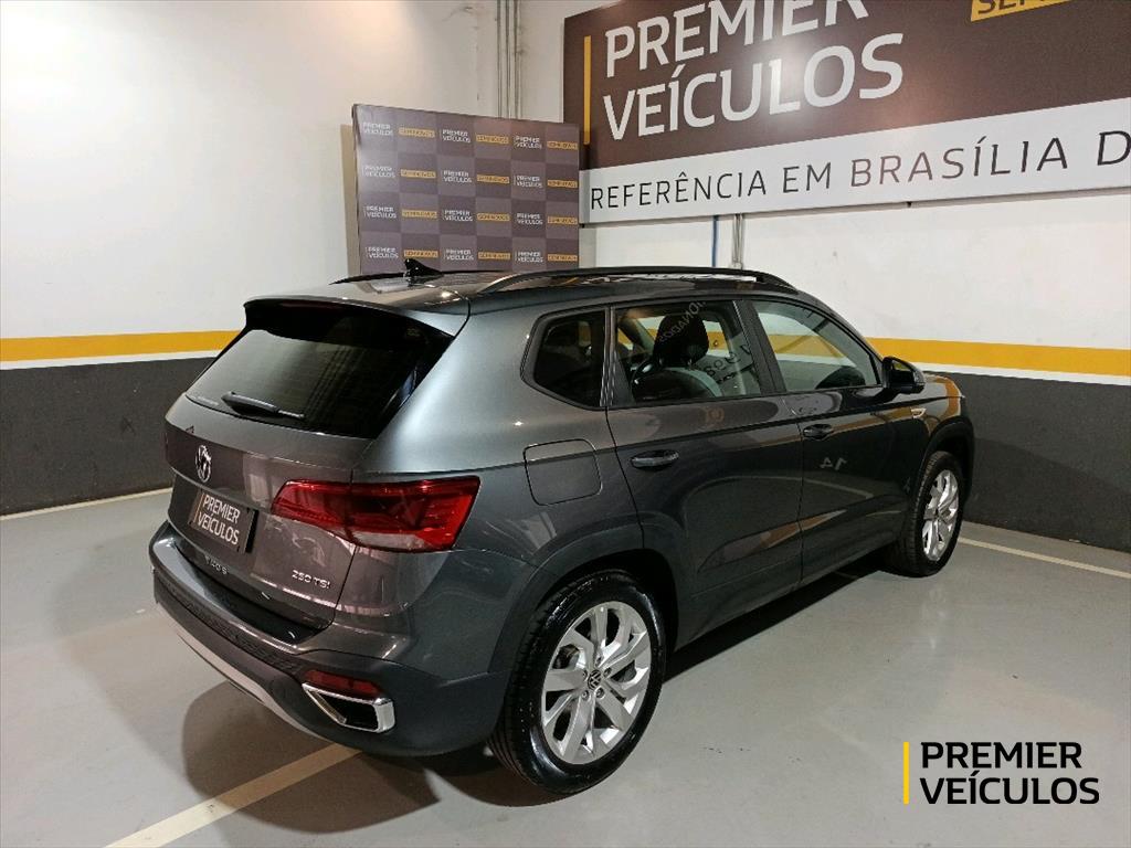 TAOS 1.4 250 TSI TOTAL FLEX COMFORTLINE AUTOMÁTICO9