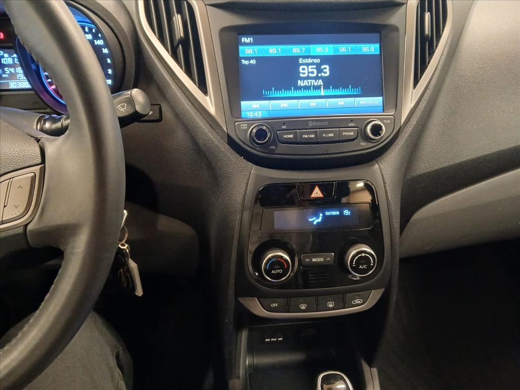 Hyundai-HB20S-1.6 PREMIUM 16V FLEX 4P AUTOMÁTICO