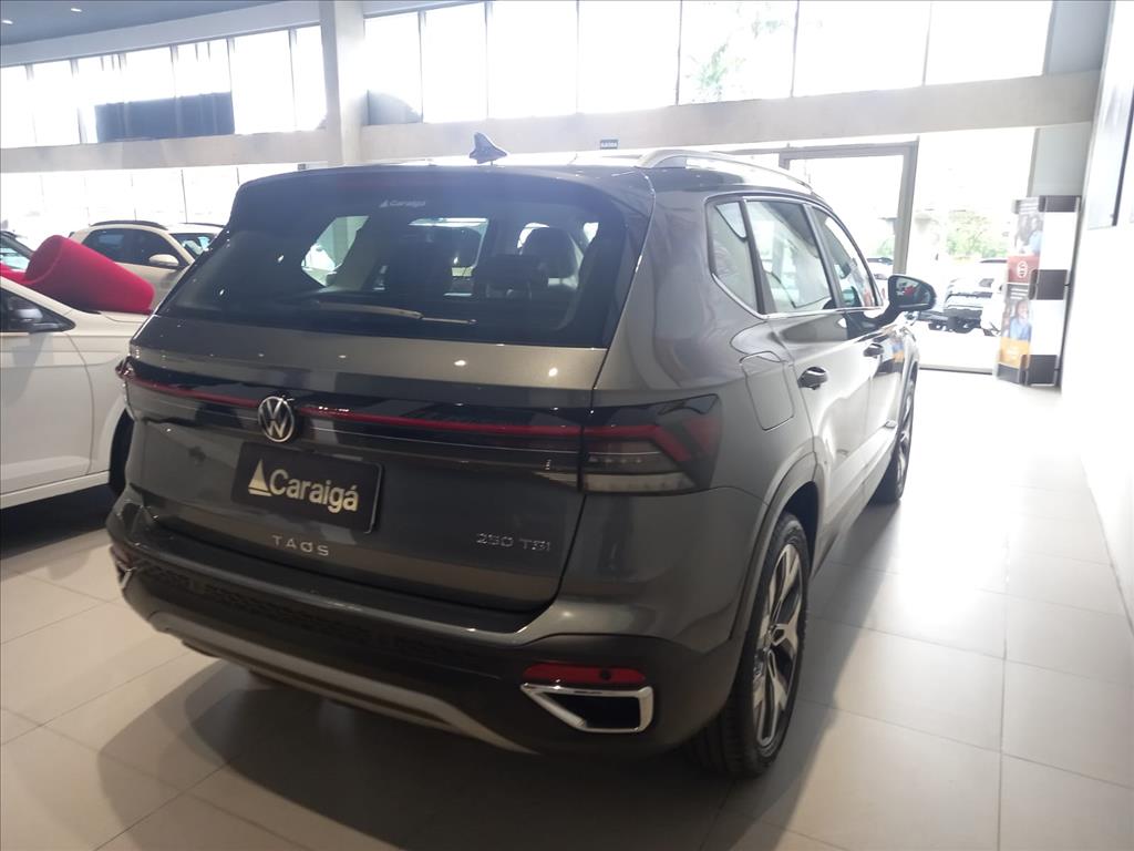 TAOS 1.4 250 TSI TOTAL FLEX HIGHLINE AUTOMÁTICO5