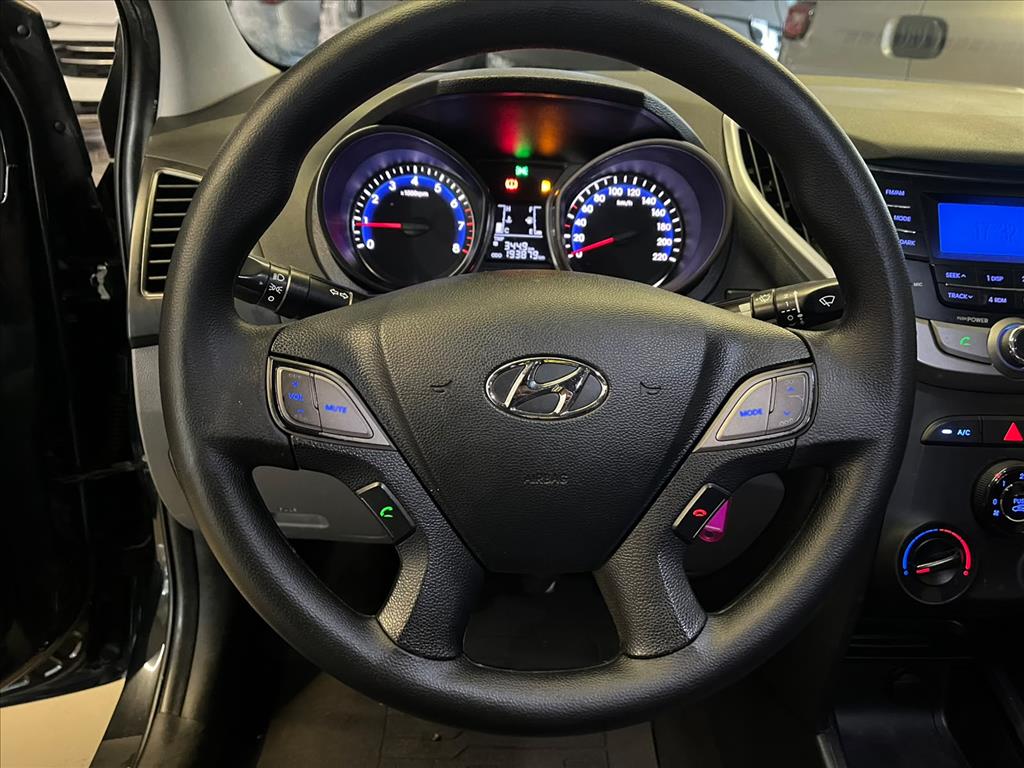 HB20S 1.6 COMFORT PLUS 16V FLEX 4P MANUAL8