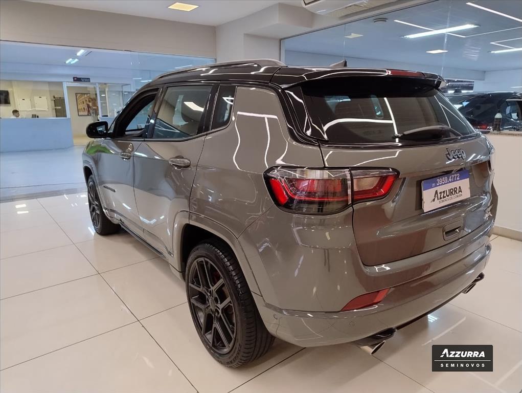 COMPASS 2.0 HURRICANE 4 TURBO GASOLINA BLACKHAWK AT95