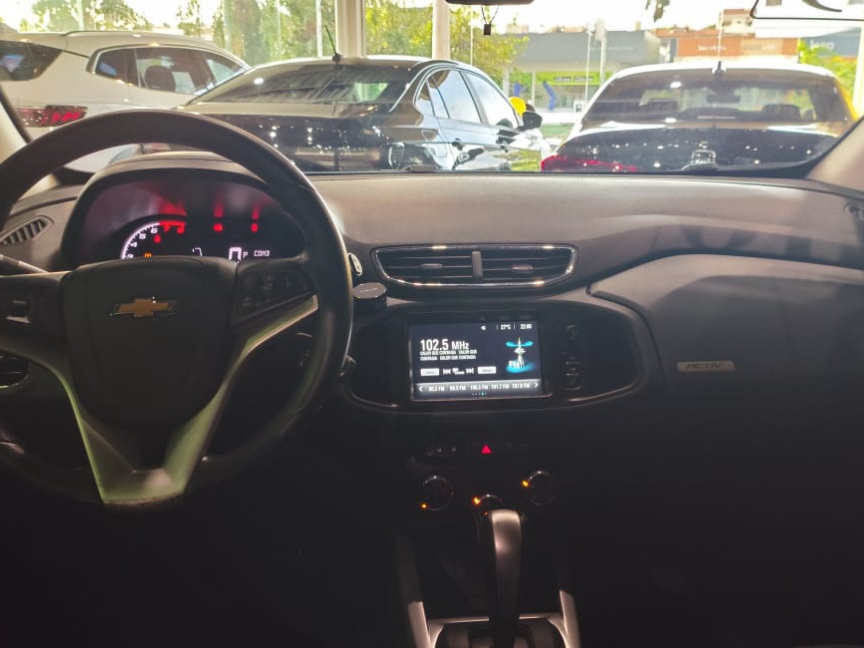 ONIX 1.4 MPFI ACTIV 8V FLEX 4P AUTOMÁTICO11