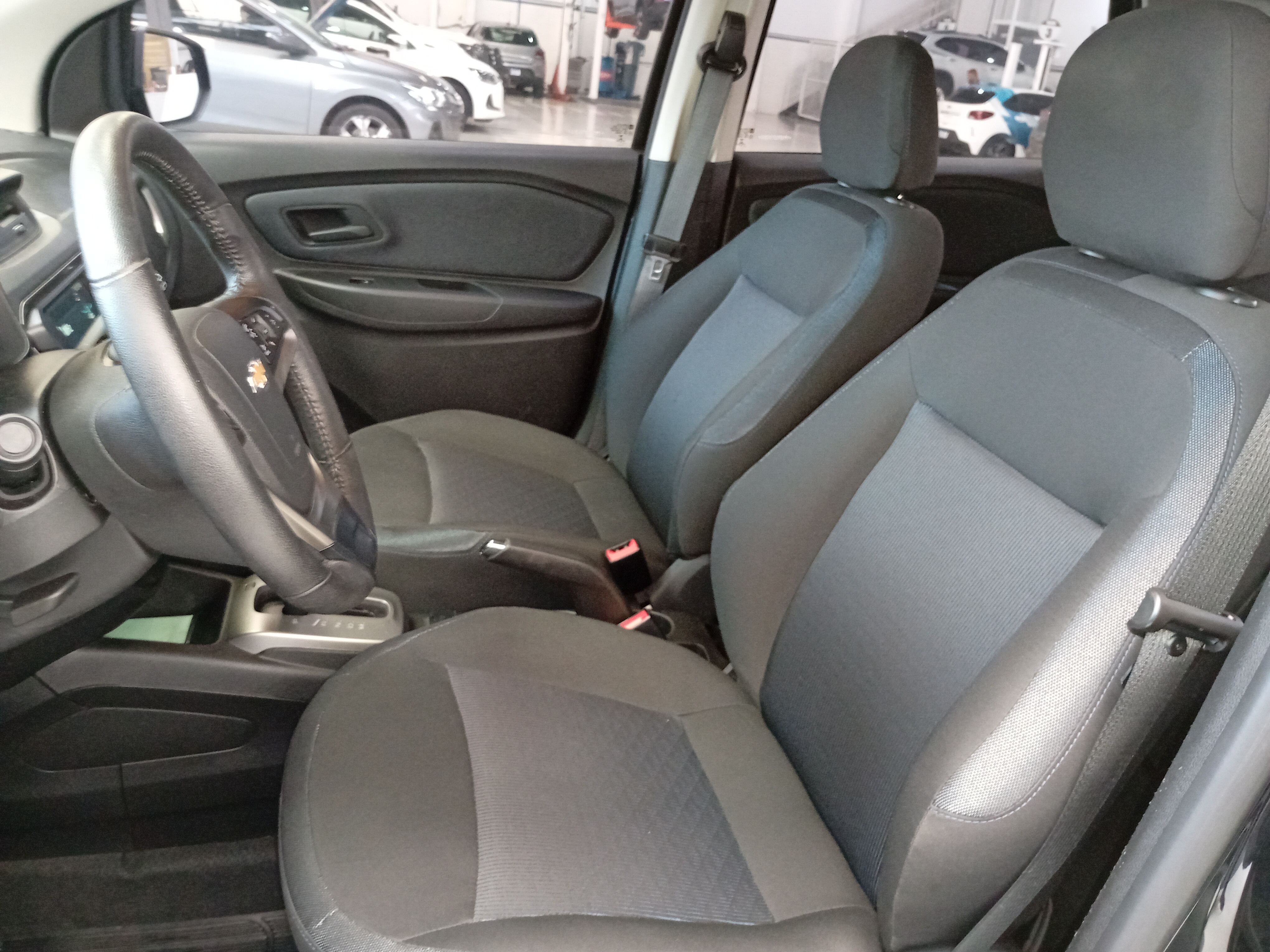 SPIN 1.8 LT 8V FLEX 4P AUTOMÁTICO11