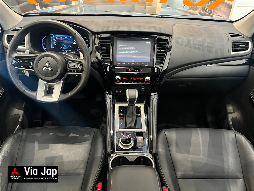Mitsubishi-PAJERO SPORT-2.4 16V MIVEC TURBO DIESEL LEGEND AWD AUTOMÁTICO