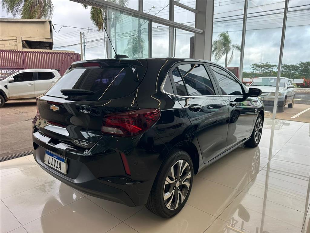 ONIX 1.0 TURBO FLEX PREMIER AUTOMÁTICO4