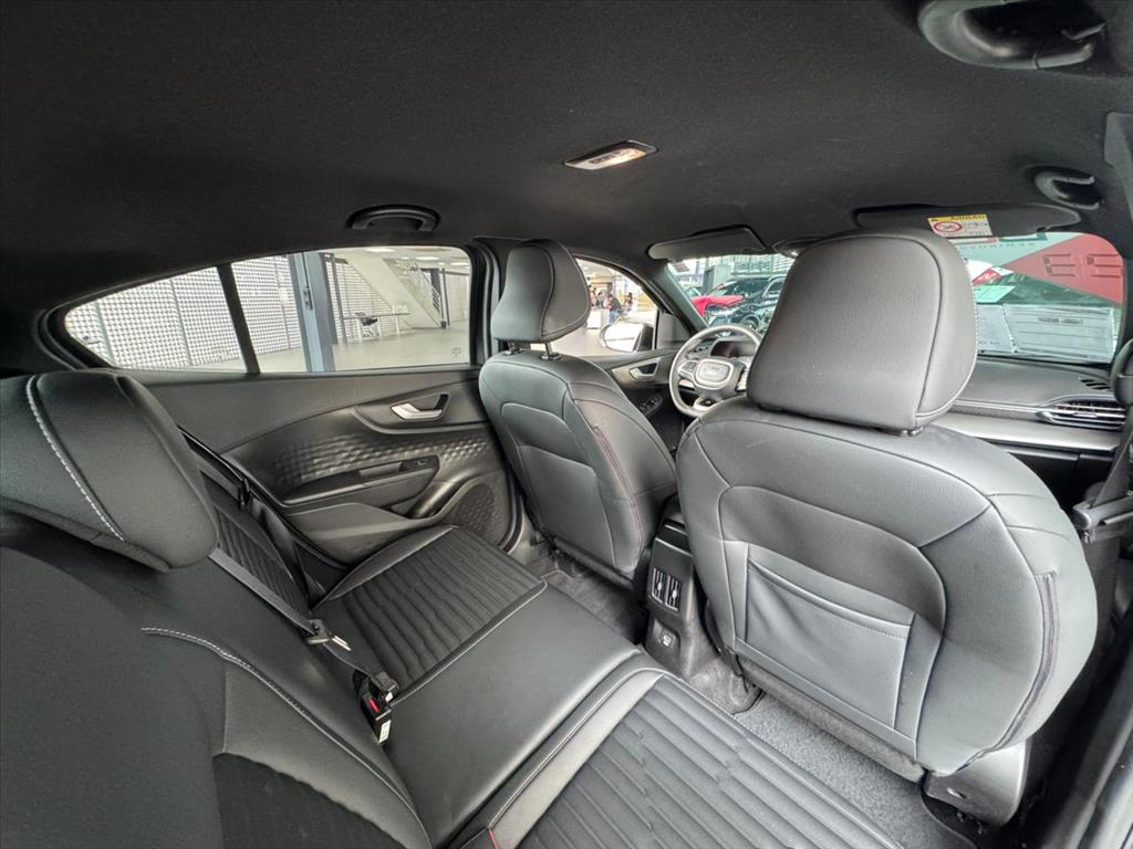 Fiat-FASTBACK-1.0 TURBO 200 FLEX IMPETUS CVT