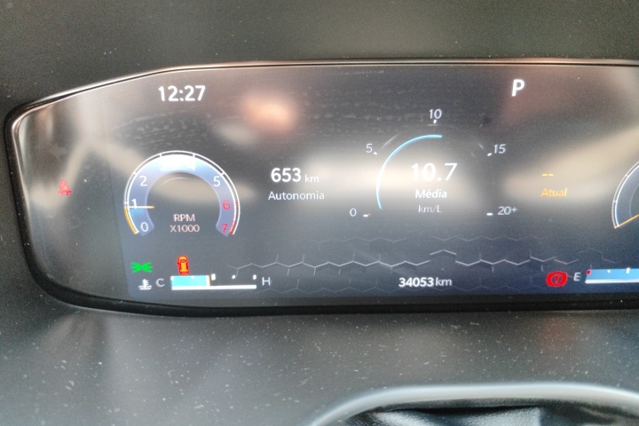 COMMANDER 1.3 T270 TURBO FLEX OVERLAND AT67