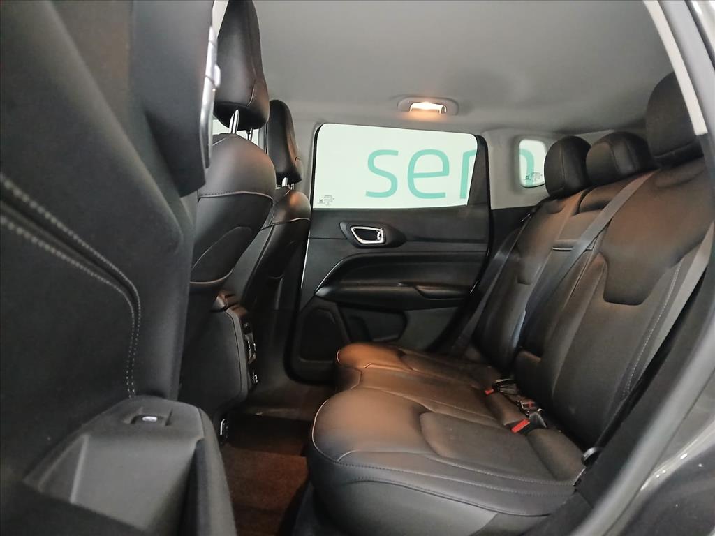 Jeep-COMPASS-1.3 T270 TURBO FLEX LONGITUDE AT6