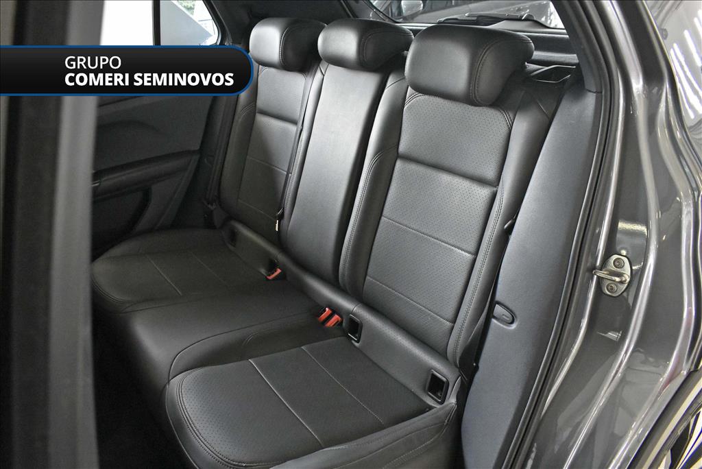 2023 VOLKSWAGEN T-CROSS 1.0 200 TSI TOTAL FLEX COMFORTLINE AUTOMÁTICO