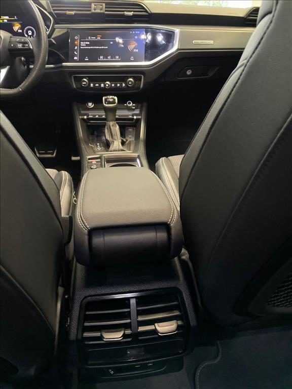 Q3 2.0 40 TFSI GASOLINA PERFORMANCE BLACK QUATTRO TIPTRONIC14