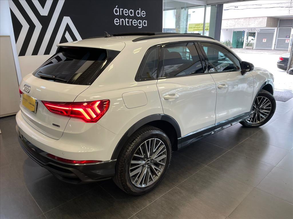 Q3 2.0 40 TFSI GASOLINA PERFORMANCE BLACK QUATTRO TIPTRONIC6