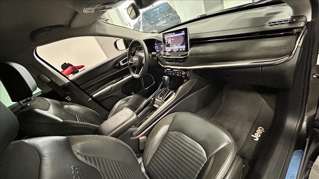 Jeep-COMMANDER-1.3 T270 TURBO FLEX LIMITED AT6