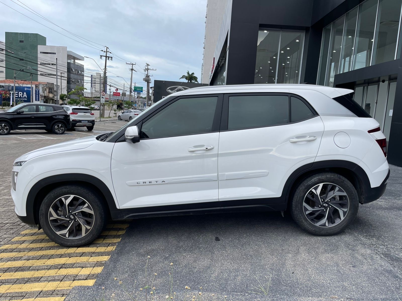 Hyundai-CRETA-1.0 TGDI FLEX PLATINUM AUTOMÁTICO