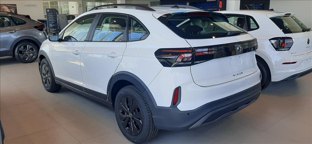 NIVUS 1.0 200 TSI TOTAL FLEX COMFORTLINE AUTOMÁTICO5