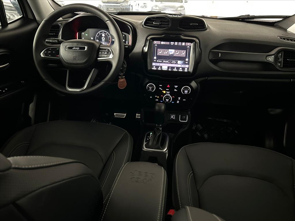 RENEGADE 1.3 T270 TURBO FLEX LONGITUDE AT68