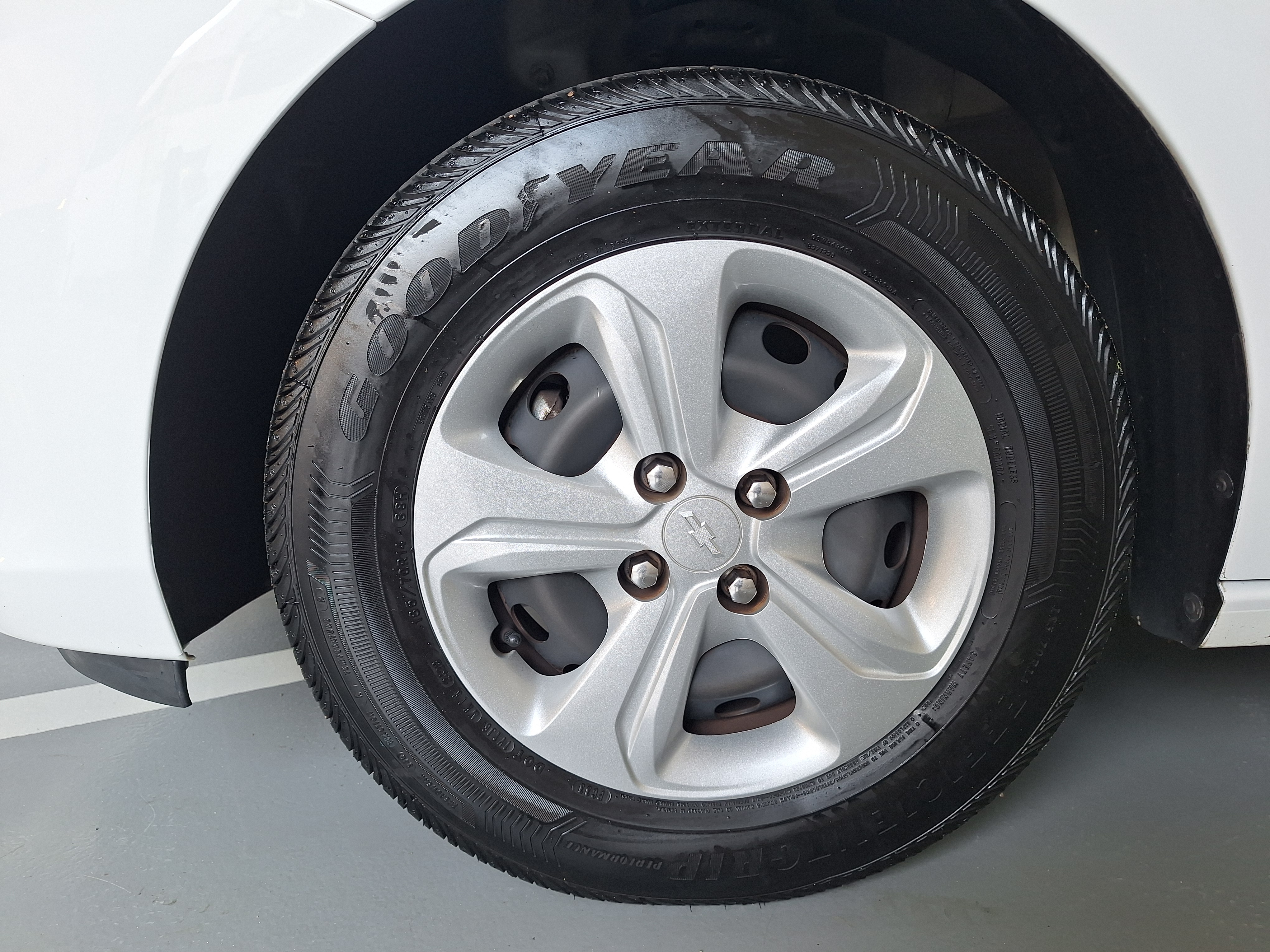 Chevrolet Onix 1.0 Flex Manual - foto 14