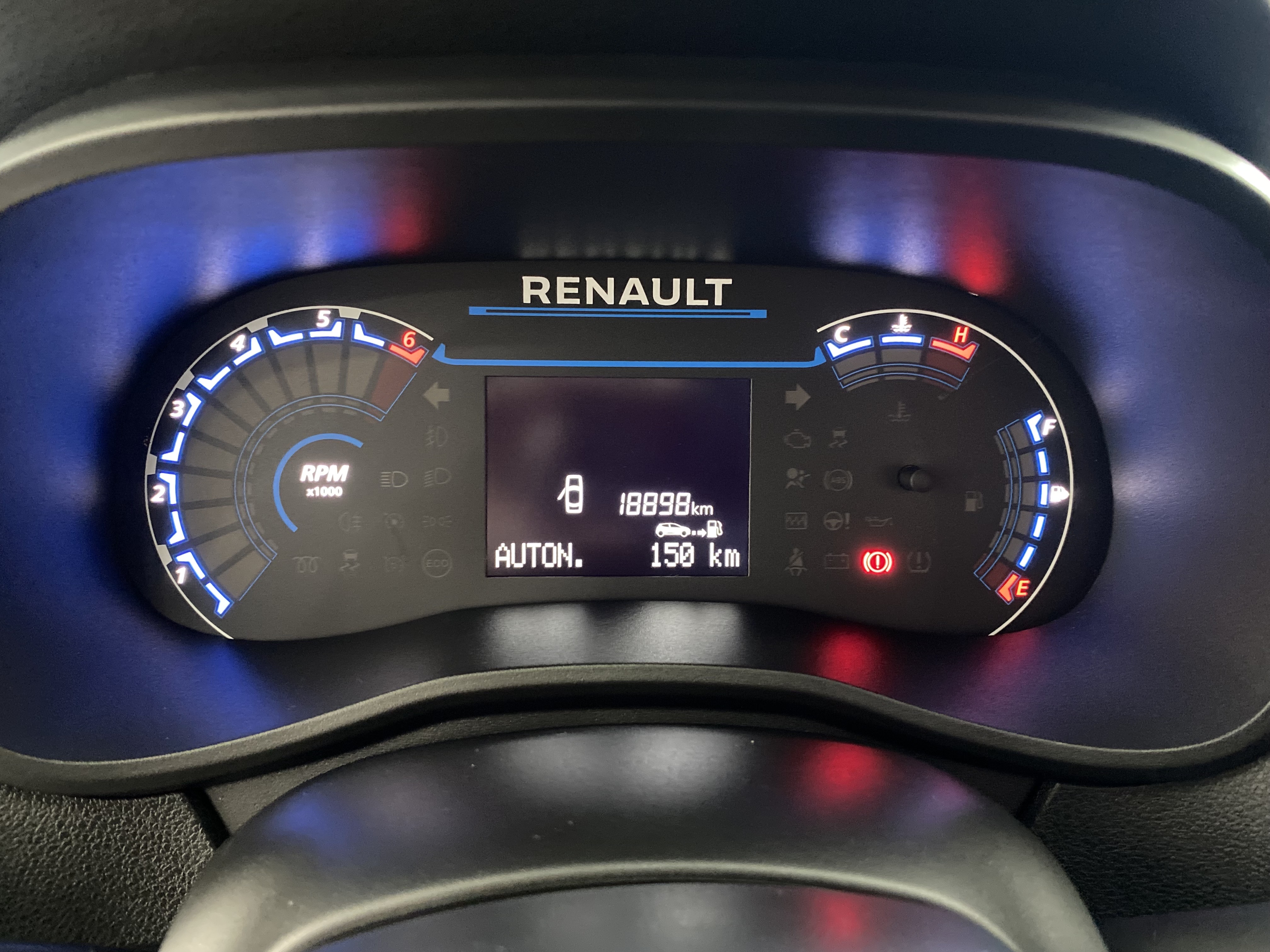 KWID 1.0 12V SCE FLEX OUTSIDER MANUAL12