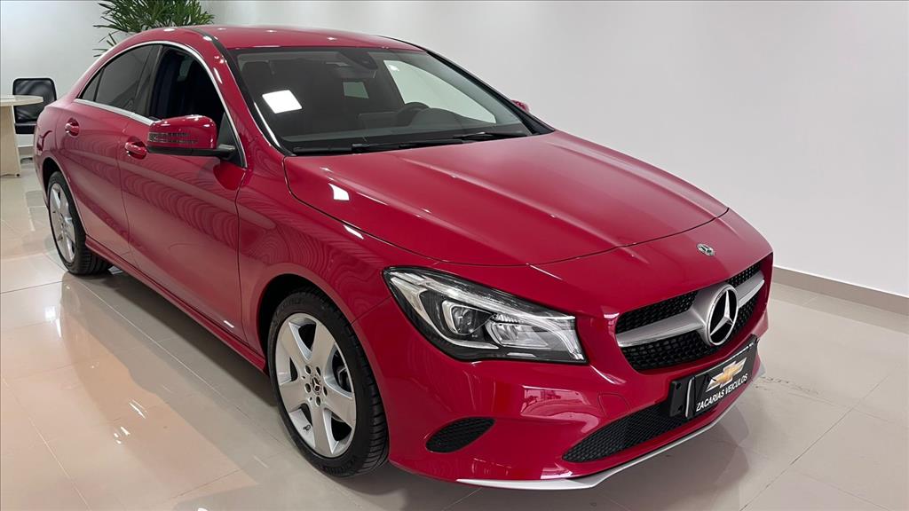CLA 180 1.6 CGI GASOLINA 7G-DCT