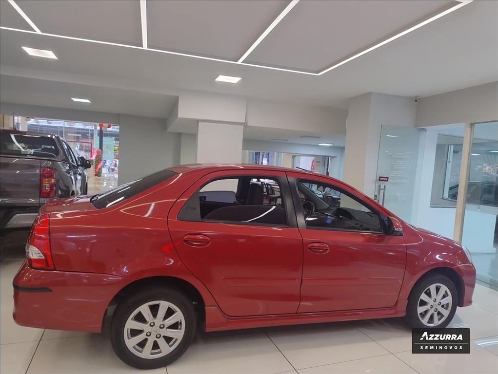 ETIOS 1.5 XLS SEDAN 16V FLEX 4P AUTOMÁTICO8