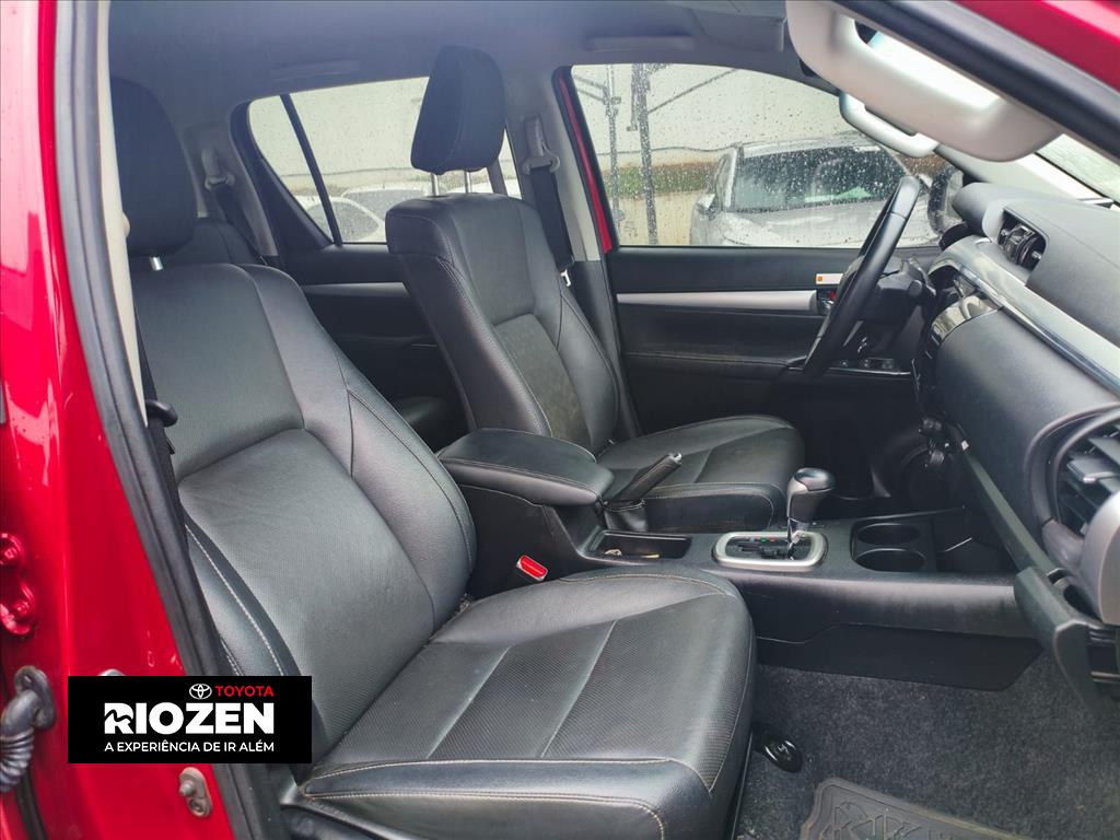 HILUX 2.8 D-4D TURBO DIESEL CD SRX 4X4 AUTOMÁTICO11