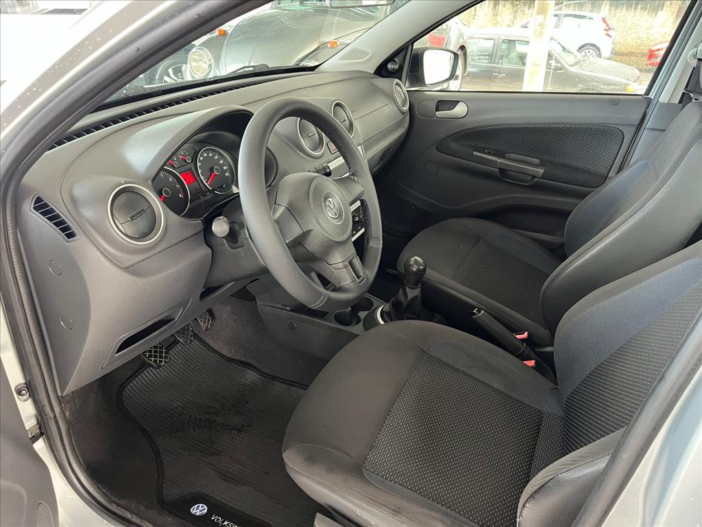 VOYAGE 1.0 MI TRENDLINE 8V FLEX 4P MANUAL14