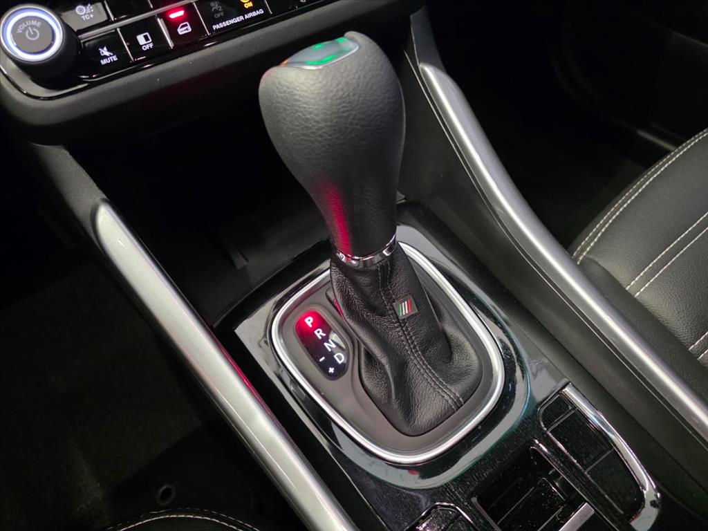 FASTBACK 1.0 TURBO 200 HYBRID AUDACE CVT11