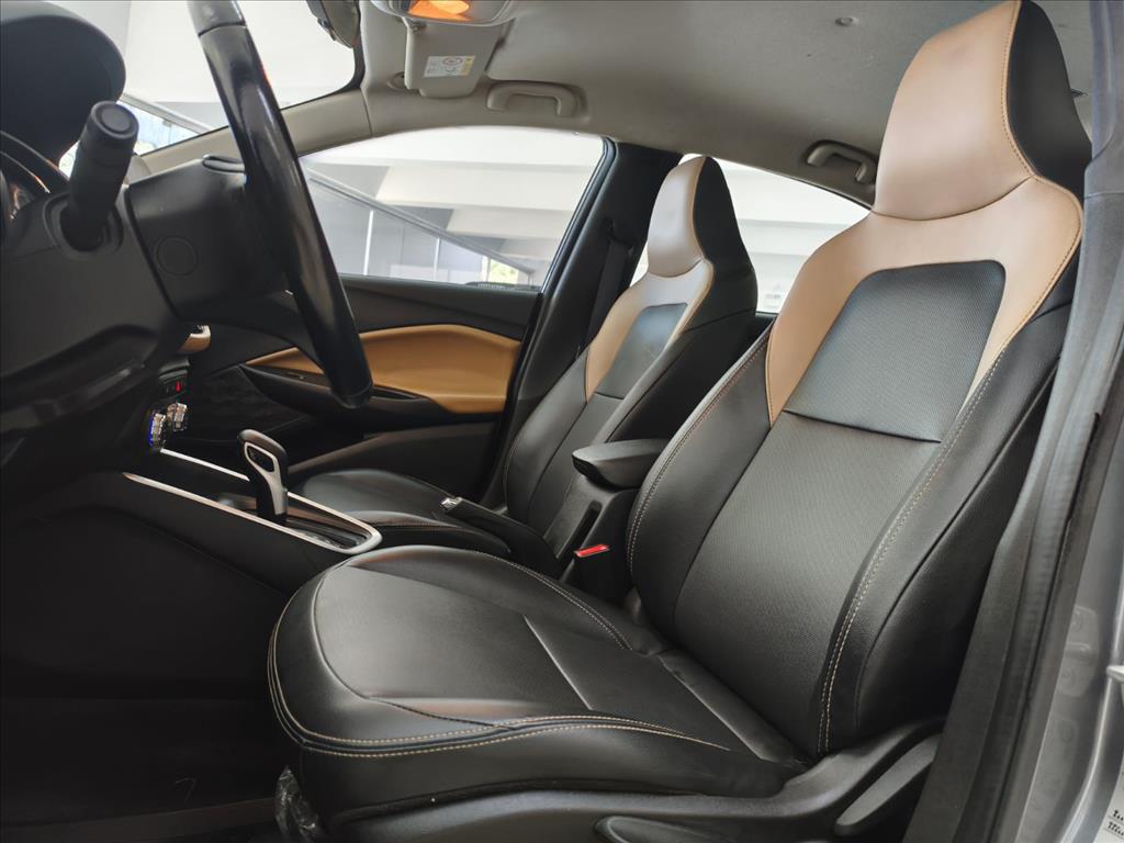 ONIX PLUS 1.0 TURBO FLEX PREMIER AUTOMÁTICO9