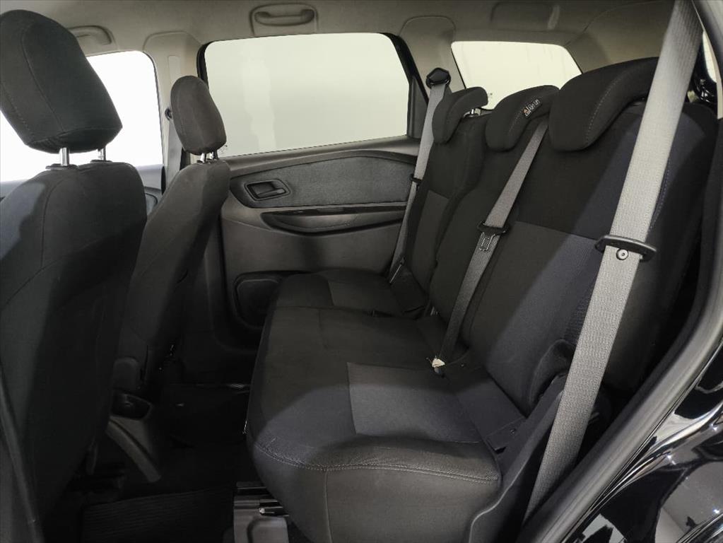 SPIN 1.8 LT 8V FLEX 4P MANUAL12