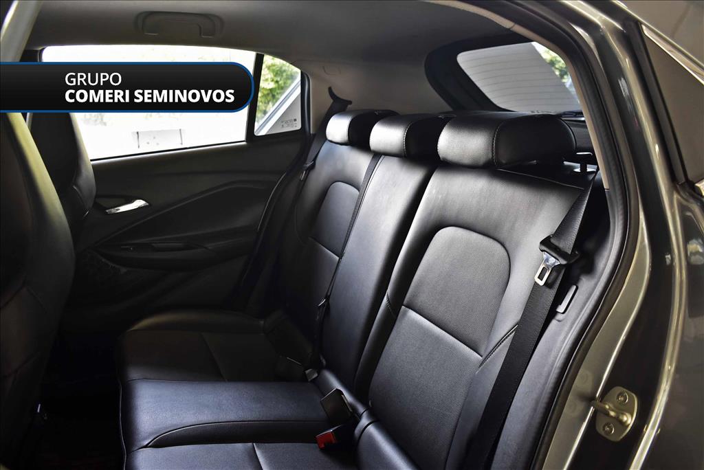 ONIX 1.0 TURBO FLEX PREMIER AUTOMÁTICO7