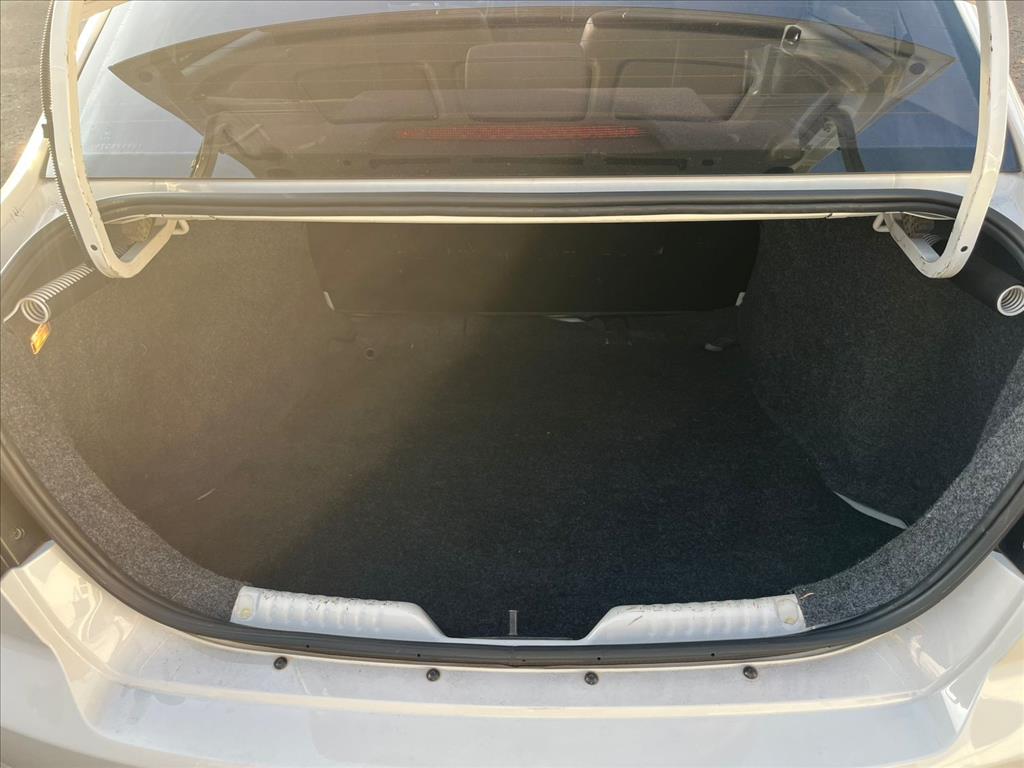 VOYAGE 1.0 12V MPI TOTALFLEX 4P MANUAL