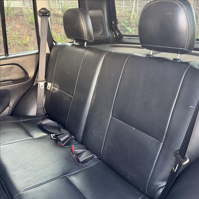 Mitsubishi-PAJERO TR4-2.0 4X4 16V 140CV FLEX 4P AUTOMÁTICO