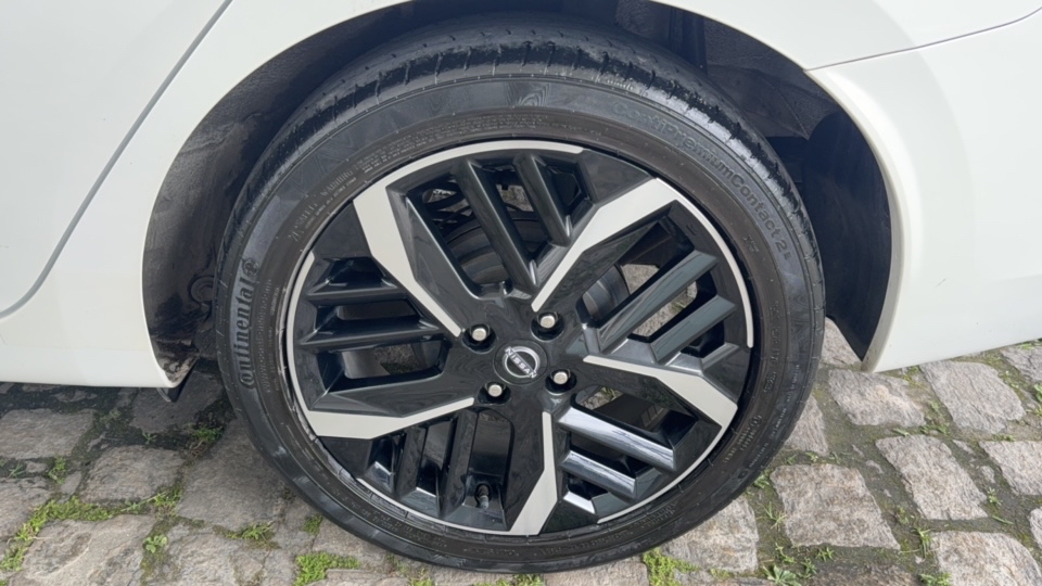 Nissan-VERSA-1.6 16V FLEX EXCLUSIVE XTRONIC