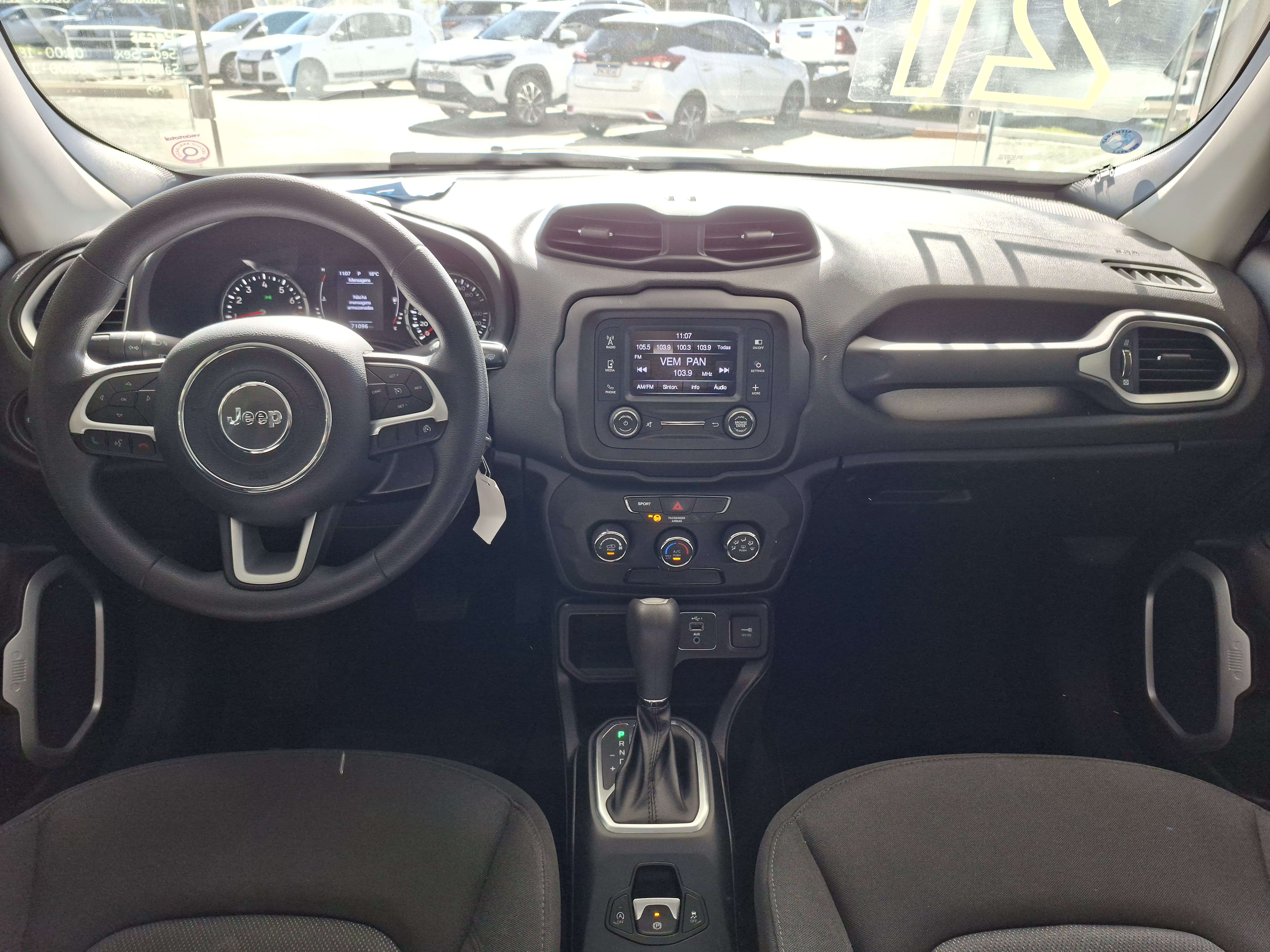 RENEGADE 1.8 16V FLEX SPORT 4P AUTOMÁTICO11