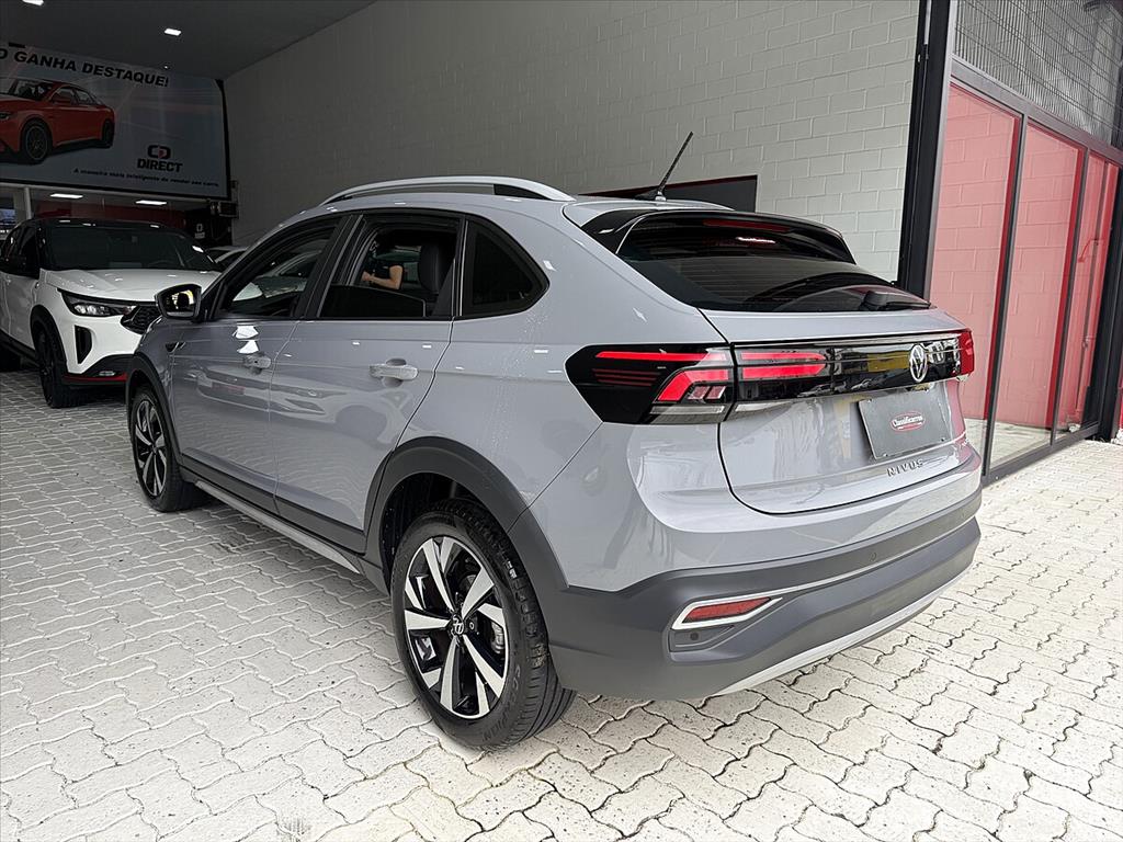 Volkswagen Nivus - 1.0 200 TSI TOTAL FLEX HIGHLINE AUTOMÁTICO