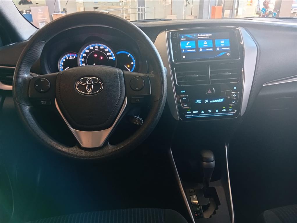 YARIS 1.5 16V FLEX XL PLUS CONNECT MULTIDRIVE9