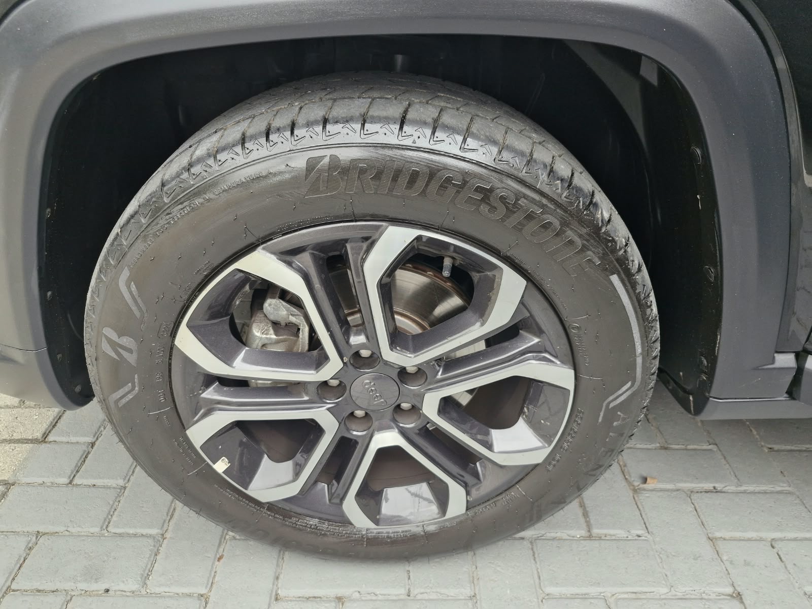 COMMANDER 1.3 T270 TURBO FLEX LIMITED AT615