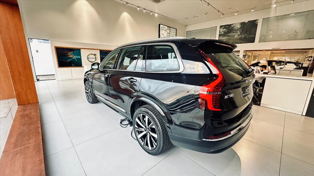 XC90 2.0 T8 PHEV PLUS AWD GEARTRONIC4