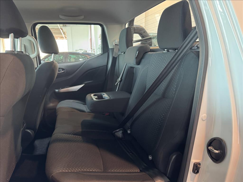 FRONTIER 2.3 16V TURBO DIESEL ATTACK CD 4X4 AUTOMÁTICO11