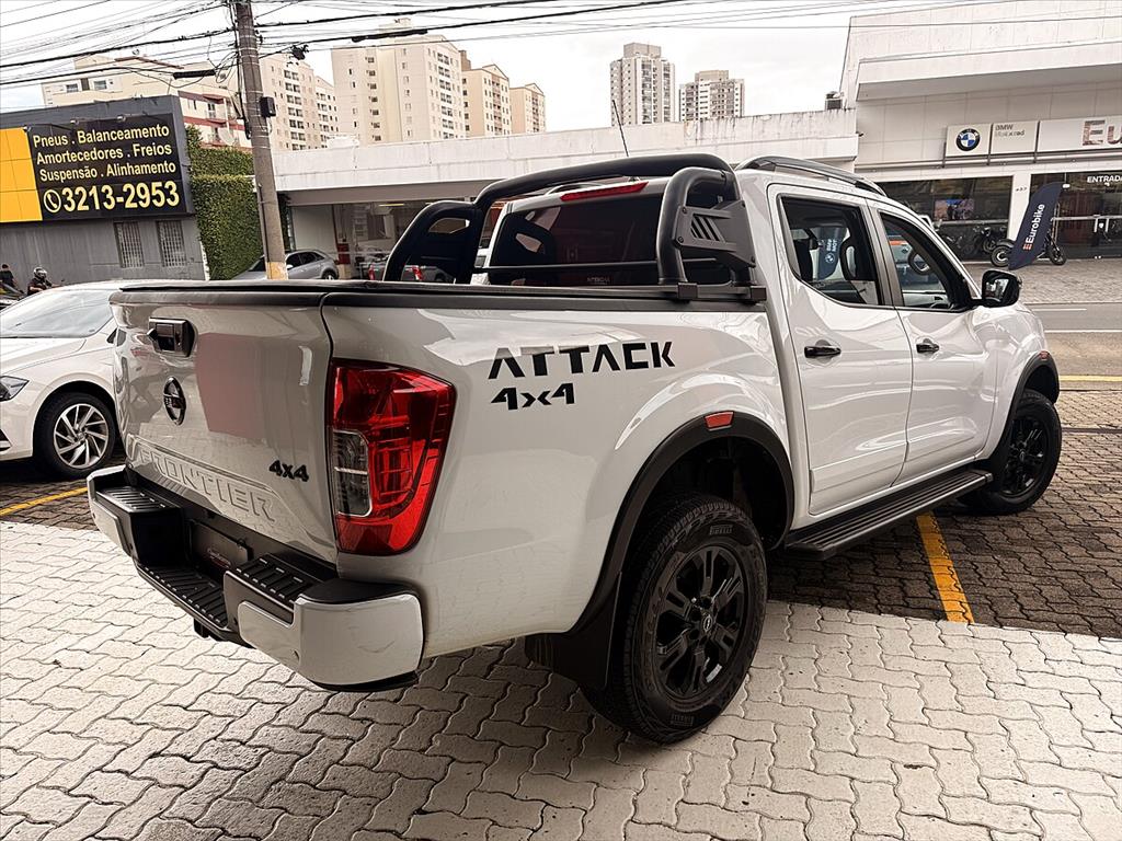 Nissan Frontier - 2.3 16V TURBO DIESEL ATTACK CD 4X4 AUTOMÁTICO